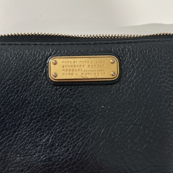 Marc Jacobs Wallet - Picture 4 of 5